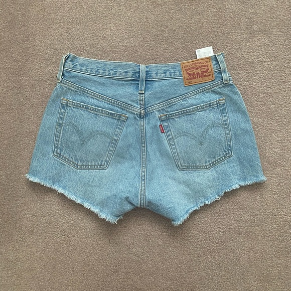 Levi 501 shorts - Picture 3 of 6